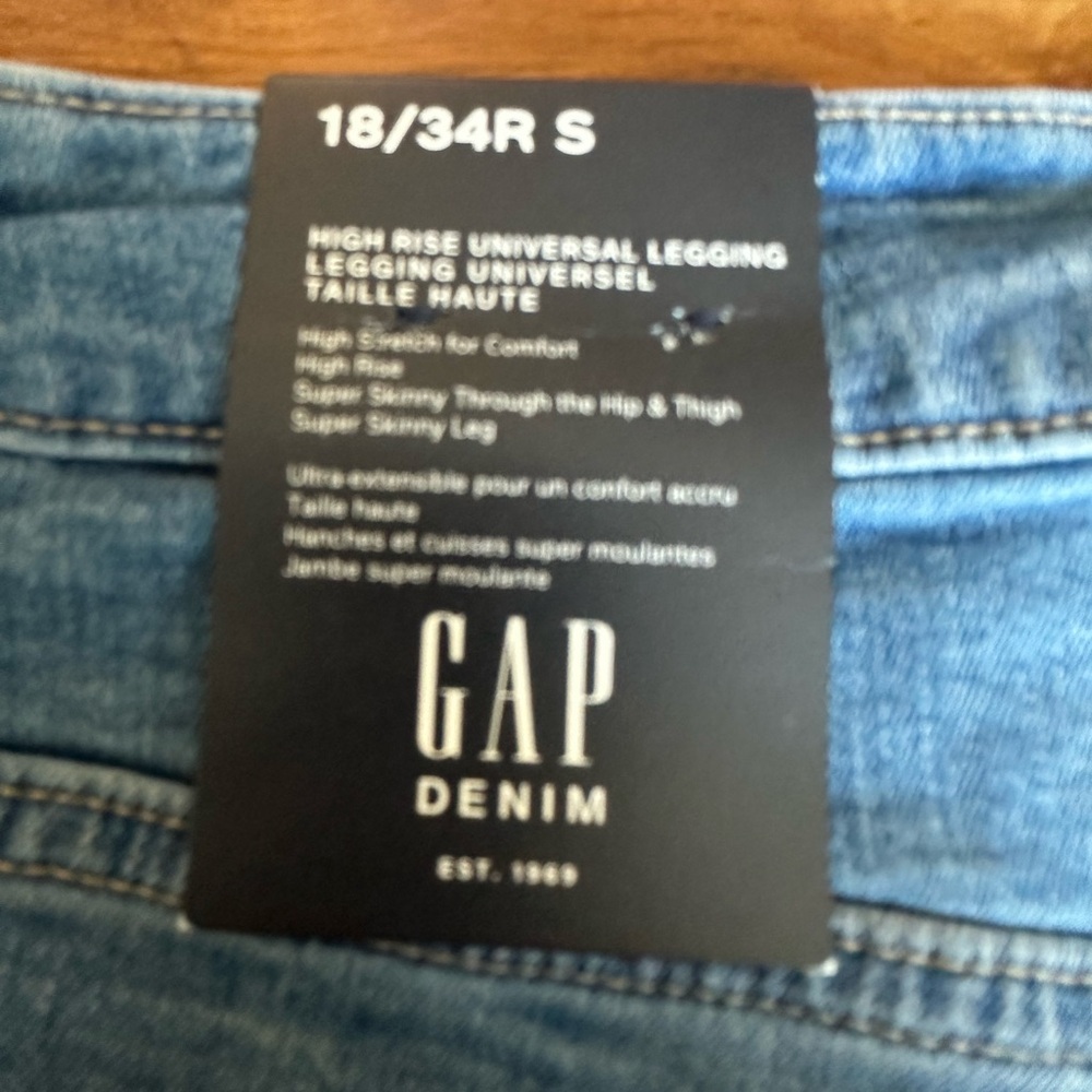GAP High Rise Distressed Button Fly Universal Legging - Picture 5 of 10